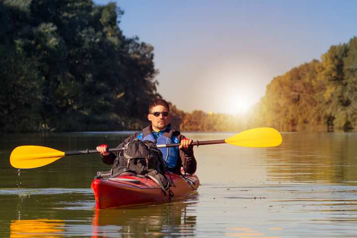 5 Excellent Places for Beginners to Kayak in Missouri