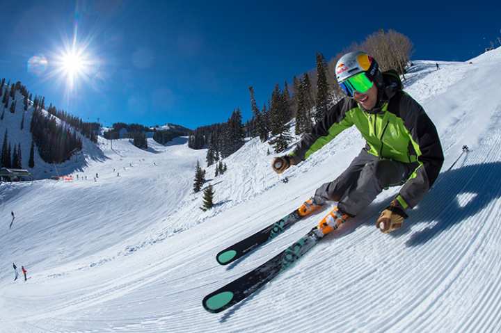 Skier’s Guide To The Best Last-Minute Spring Vacations